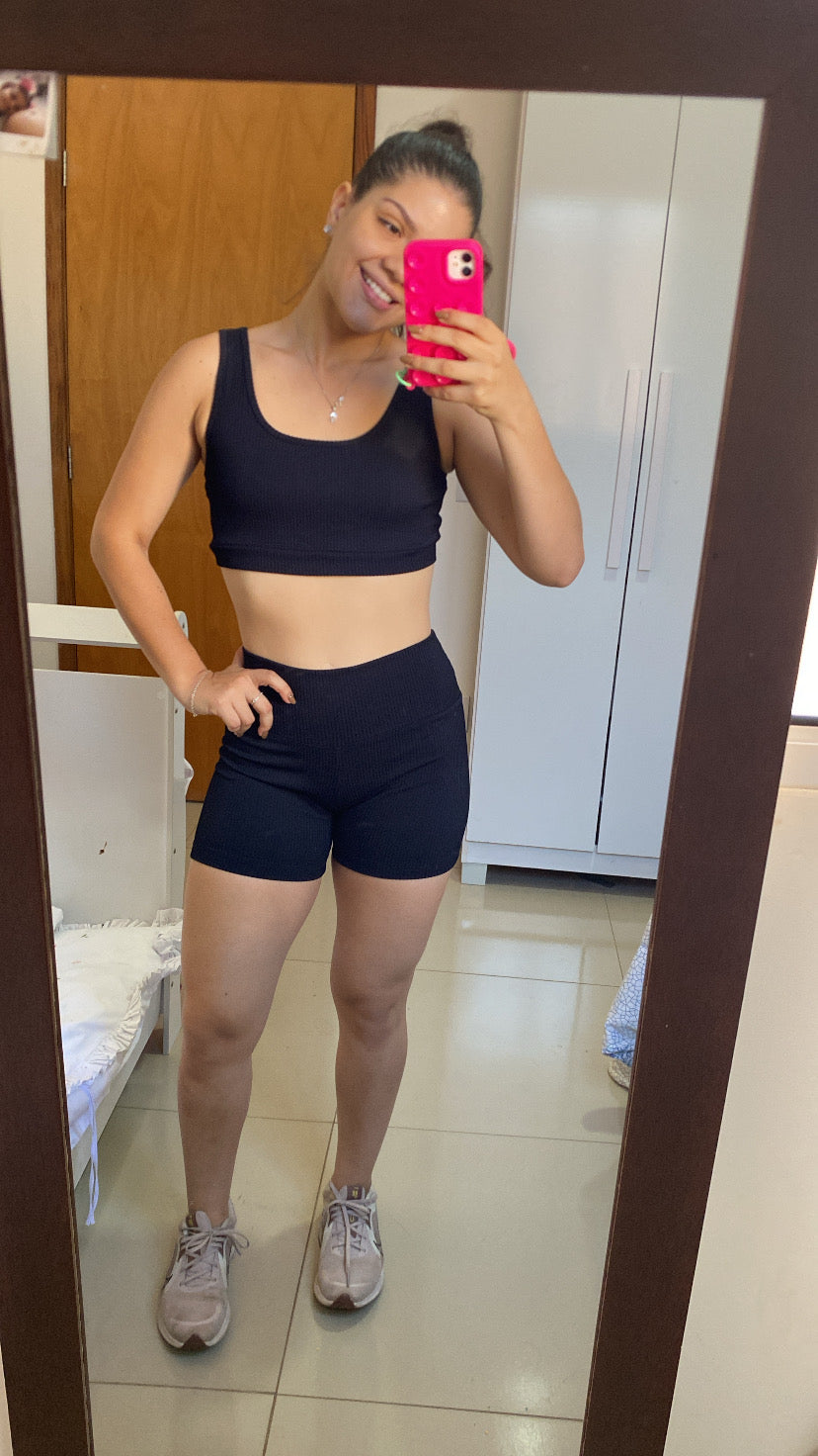 Short Básico - Canelado Preto