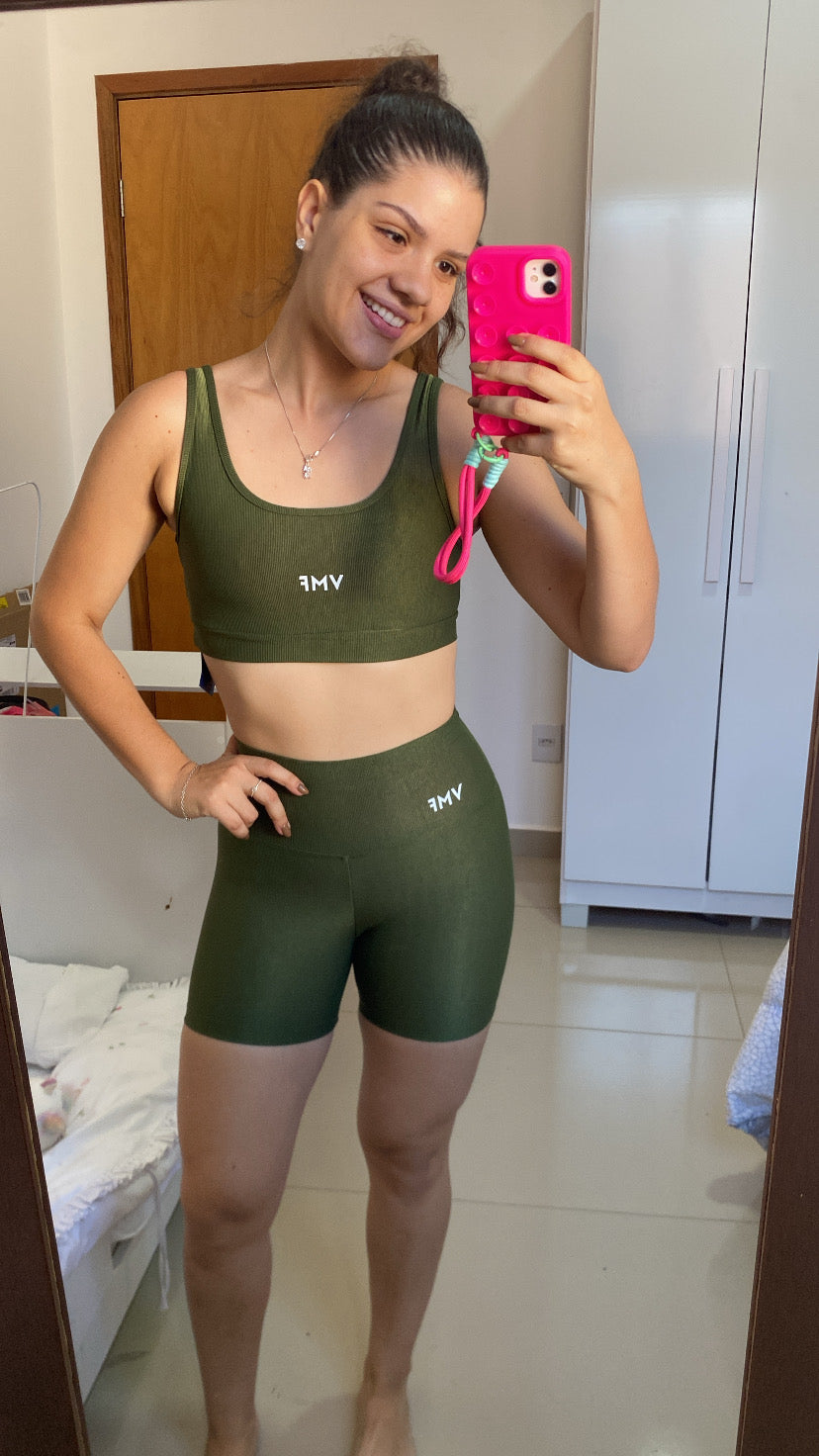 Short Básico - Compressão Verde Oliva